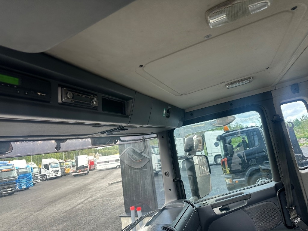 Camión multibasculante Scania P420 6x2*4