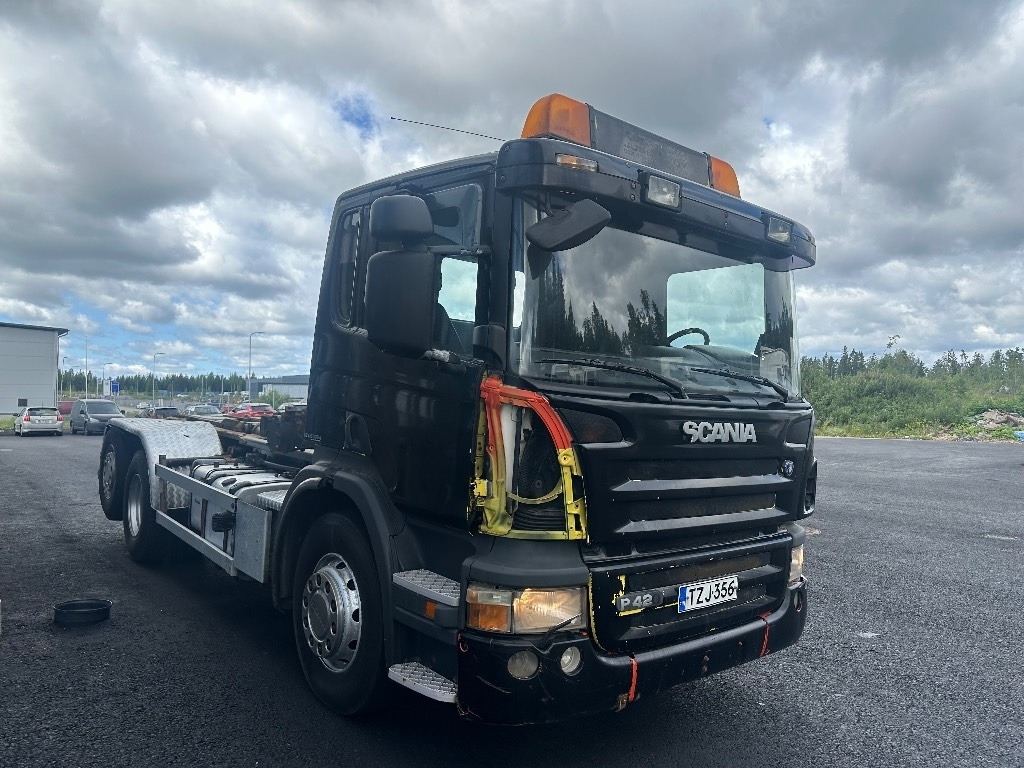 Camión multibasculante Scania P420 6x2*4
