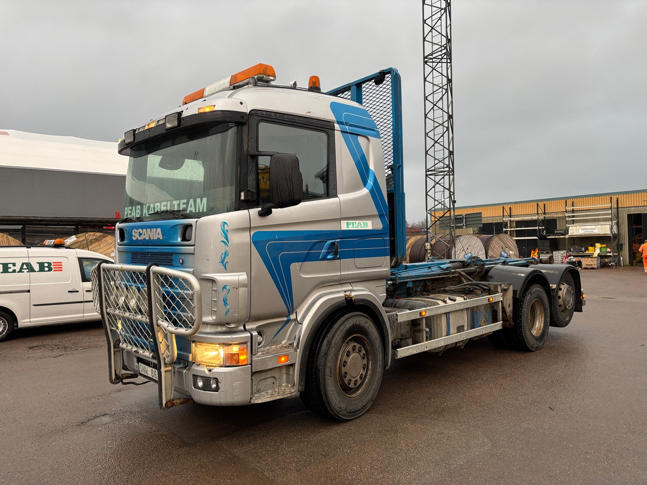 Camión multibasculante Scania R124