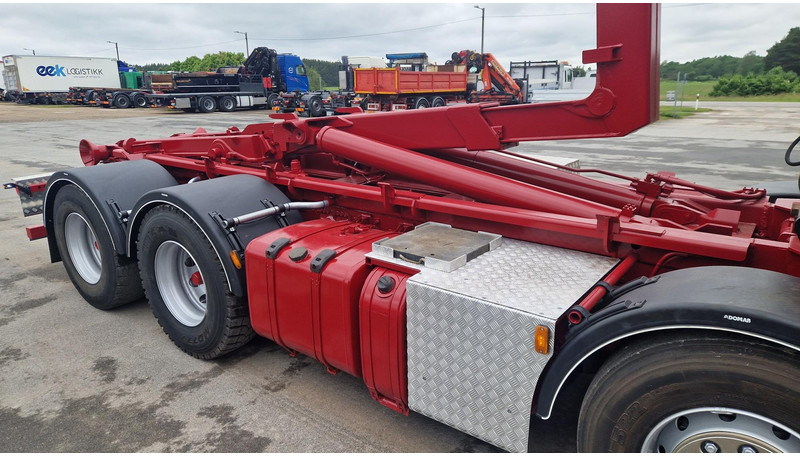 Camión multibasculante Scania R500 8X4 Epsilon E250Z95