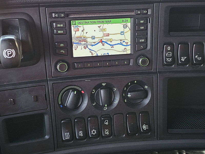 Camión multibasculante Scania R520 V8 6X2*4 MAN. RET.