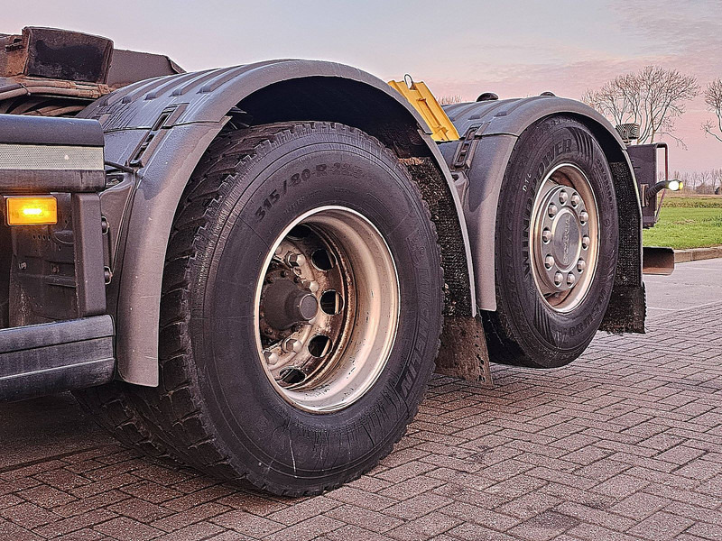 Camión multibasculante Scania R520 V8 6X2*4 MAN. RET.