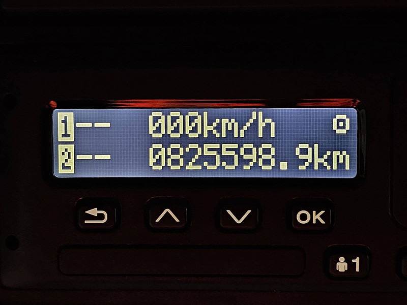 Camión multibasculante Scania R520 V8 6X2*4 MAN. RET.