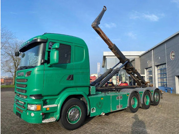 Camión multibasculante Scania R520 V8 / 8X4 / BIG AXLE / AJK HOOKLIFT 30TON / LIFT+LENKACHSE / NAVI / LEATHER / FULL-AIR / AUTOMATIC / EURO-6 / 2015