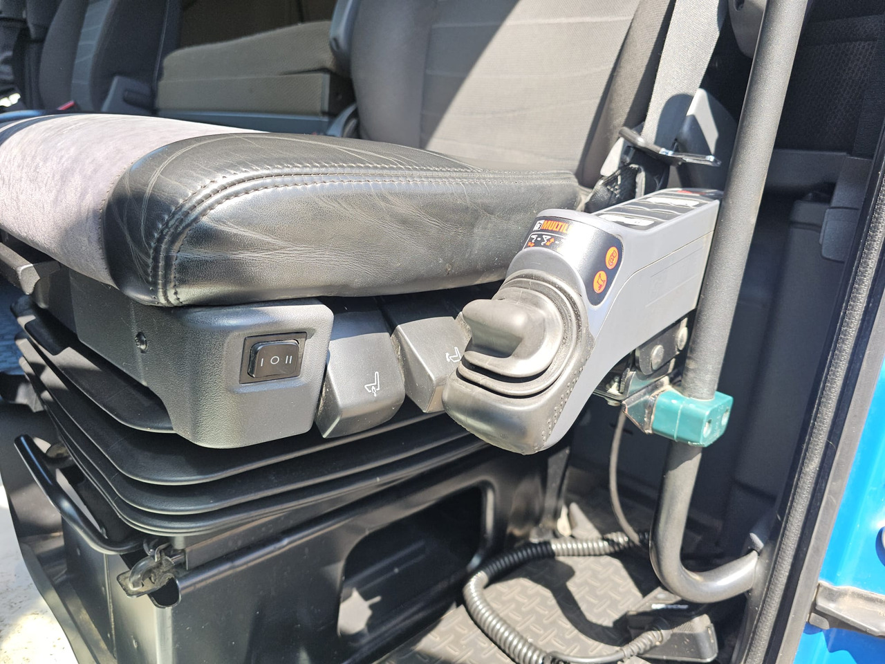 Camión multibasculante Scania R560