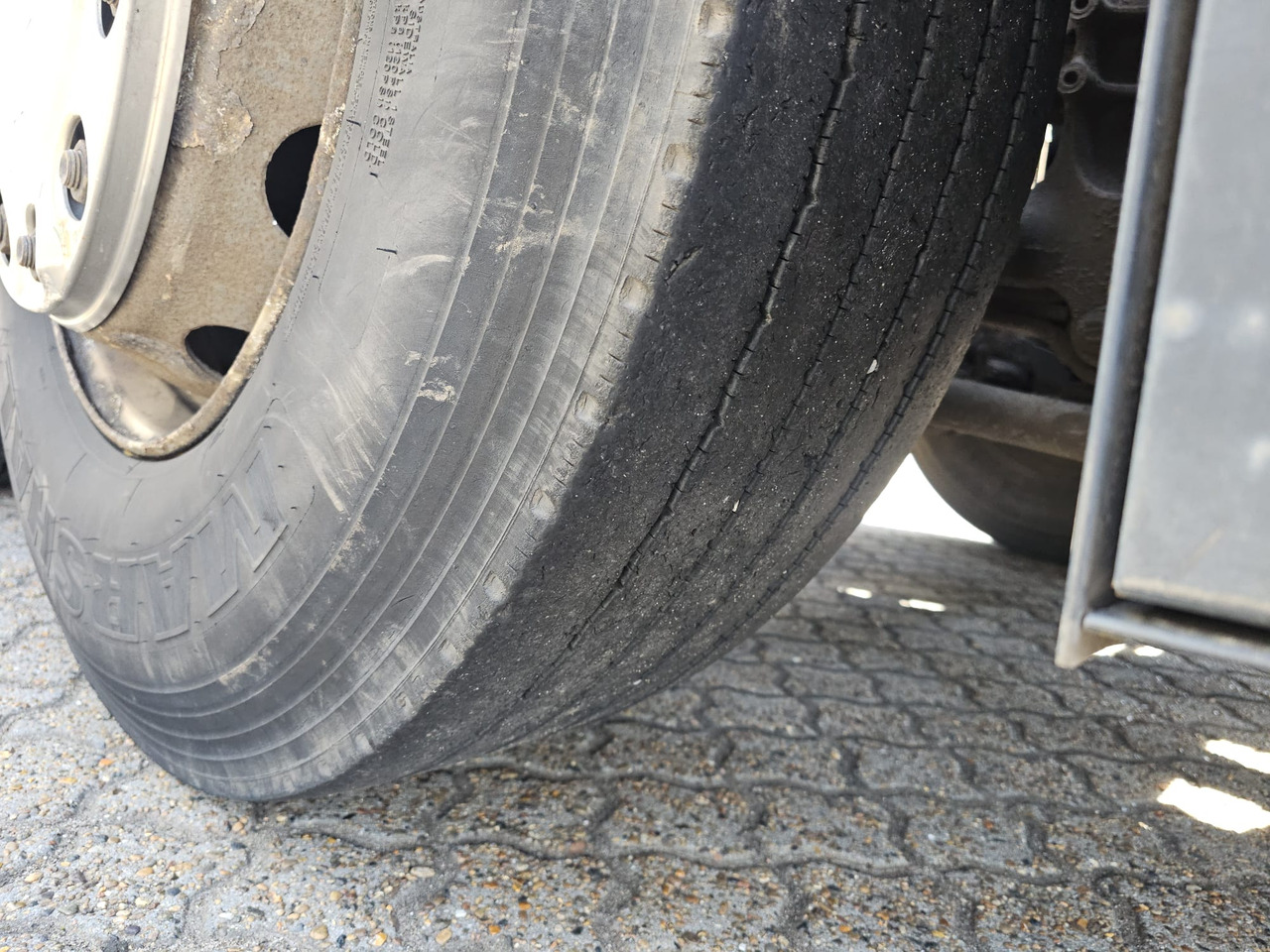 Camión multibasculante Scania R560