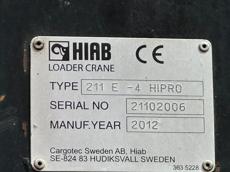 Camión multibasculante Scania R580 6X2 V8 HOOKLIFT + CRANE HIAB 211 E-4 HIPRO - ROTATOR - RETARDER - RADIO - NL TRUCK