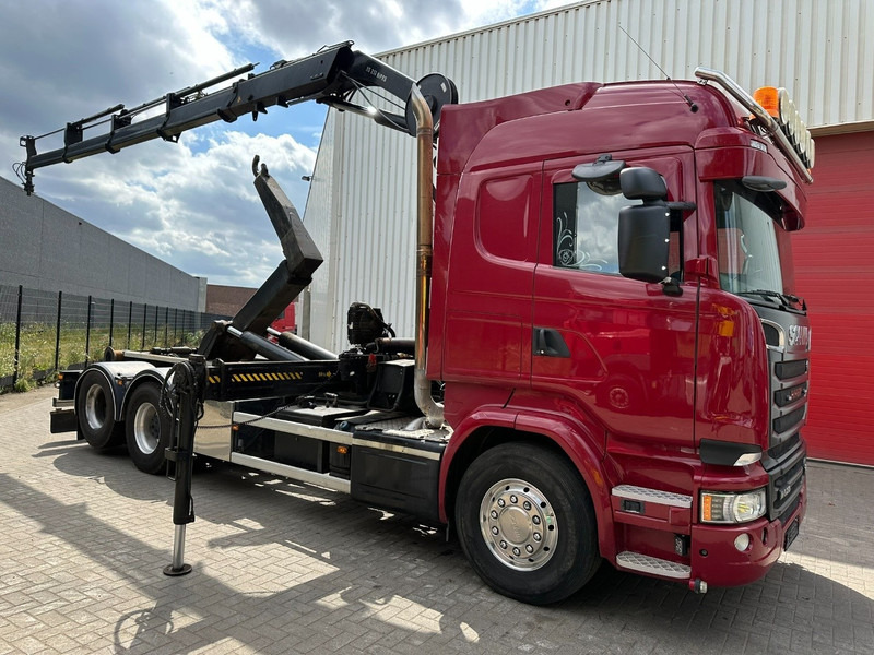 Camión multibasculante Scania R580 6X2 V8 HOOKLIFT + CRANE HIAB 211 E-4 HIPRO - ROTATOR - RETARDER - RADIO - NL TRUCK