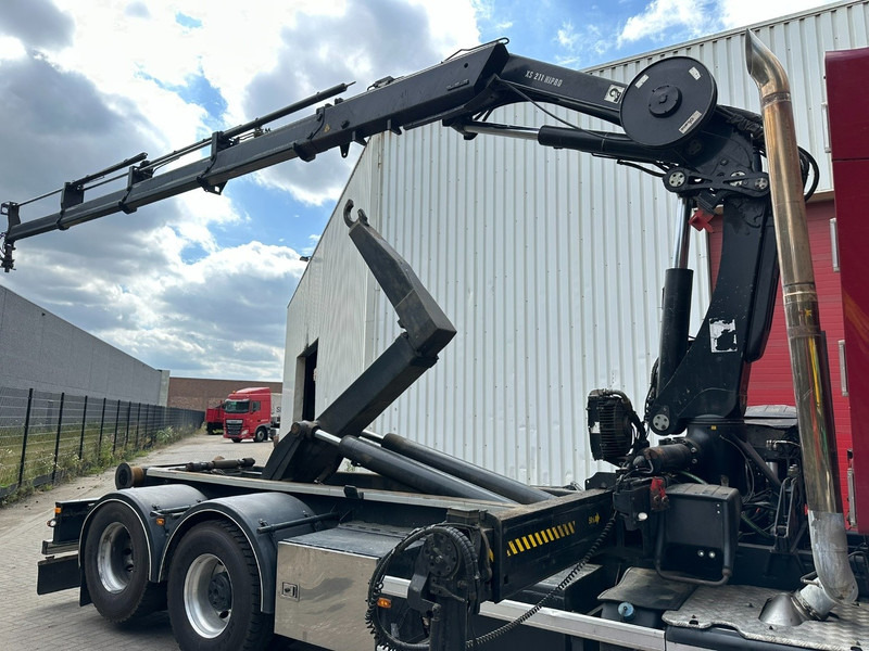 Camión multibasculante Scania R580 6X2 V8 HOOKLIFT + CRANE HIAB 211 E-4 HIPRO - ROTATOR - RETARDER - RADIO - NL TRUCK