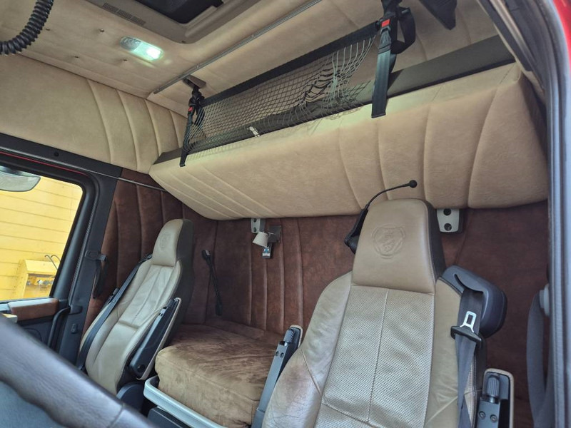 Camión multibasculante Scania R580 8x4/4 //Kroghejs // Nysynet//