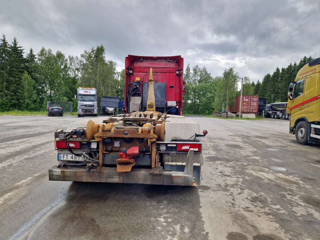 Camión multibasculante Scania R580 Brøytebil med sideplog og hydraulisk saltsystem