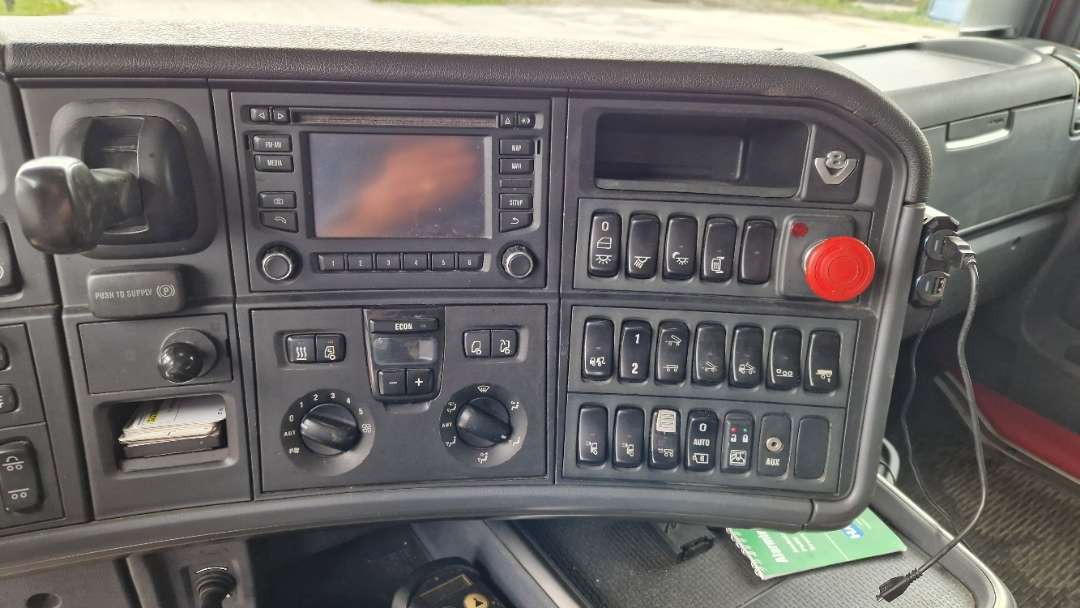 Camión multibasculante Scania R580 Brøytebil med sideplog og hydraulisk saltsystem