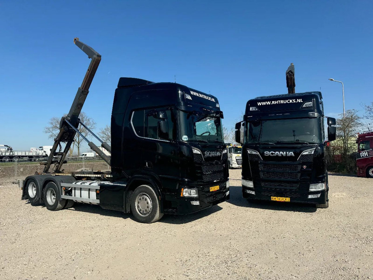 Camión multibasculante Scania R580 V8 6X2 VDL HOOK 20T RETARDER EURO 6 2 UNITS