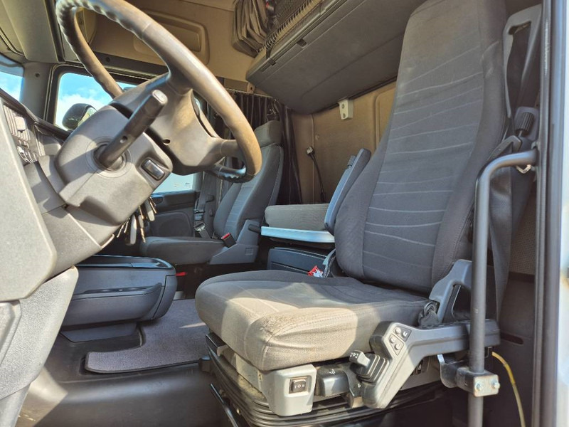 Camión multibasculante Scania R 410 6x2/4 // Hook // Kroghejs