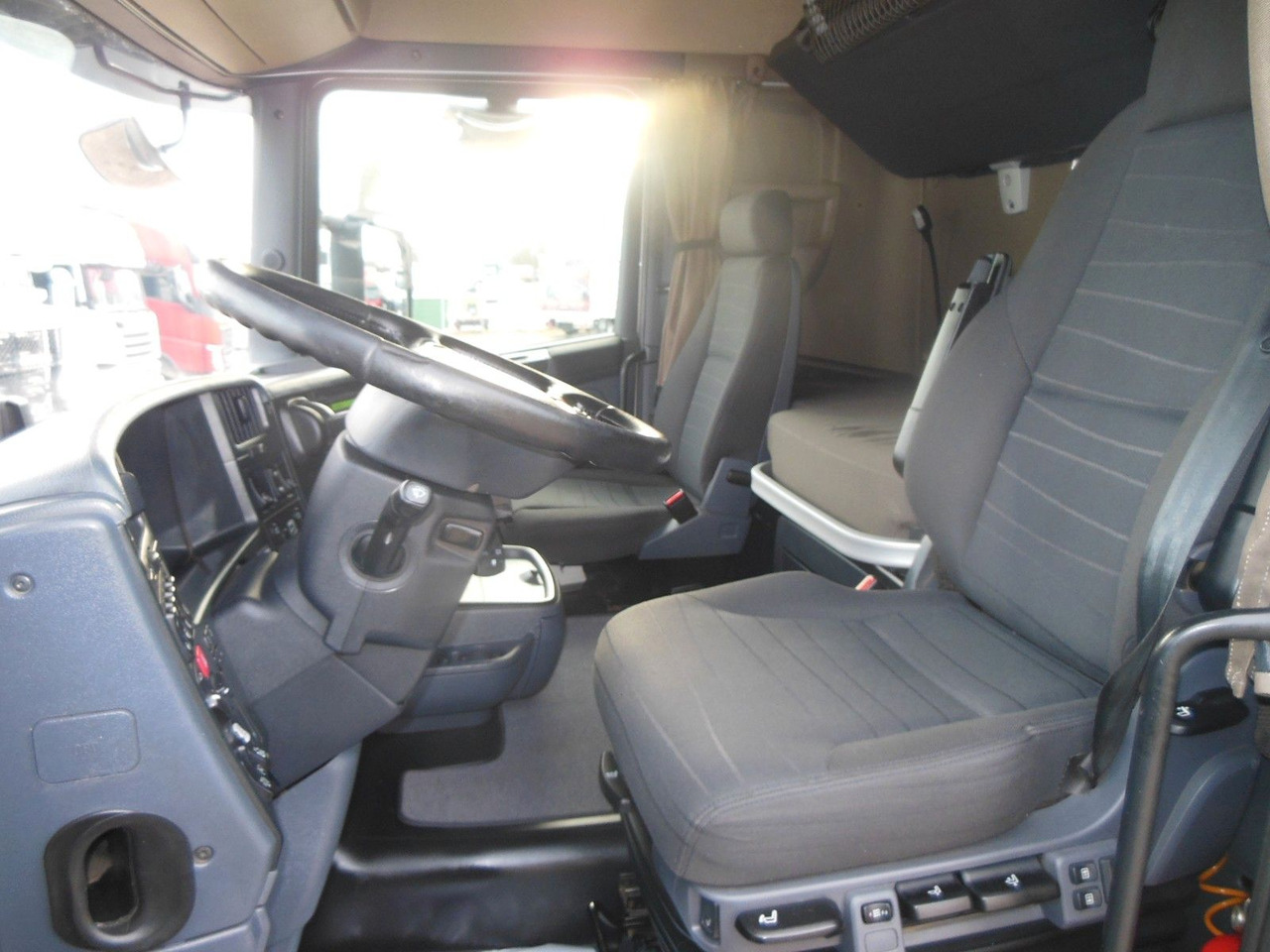 Camión multibasculante Scania R 450, 6X4, RETARDER, PALFINGER T20