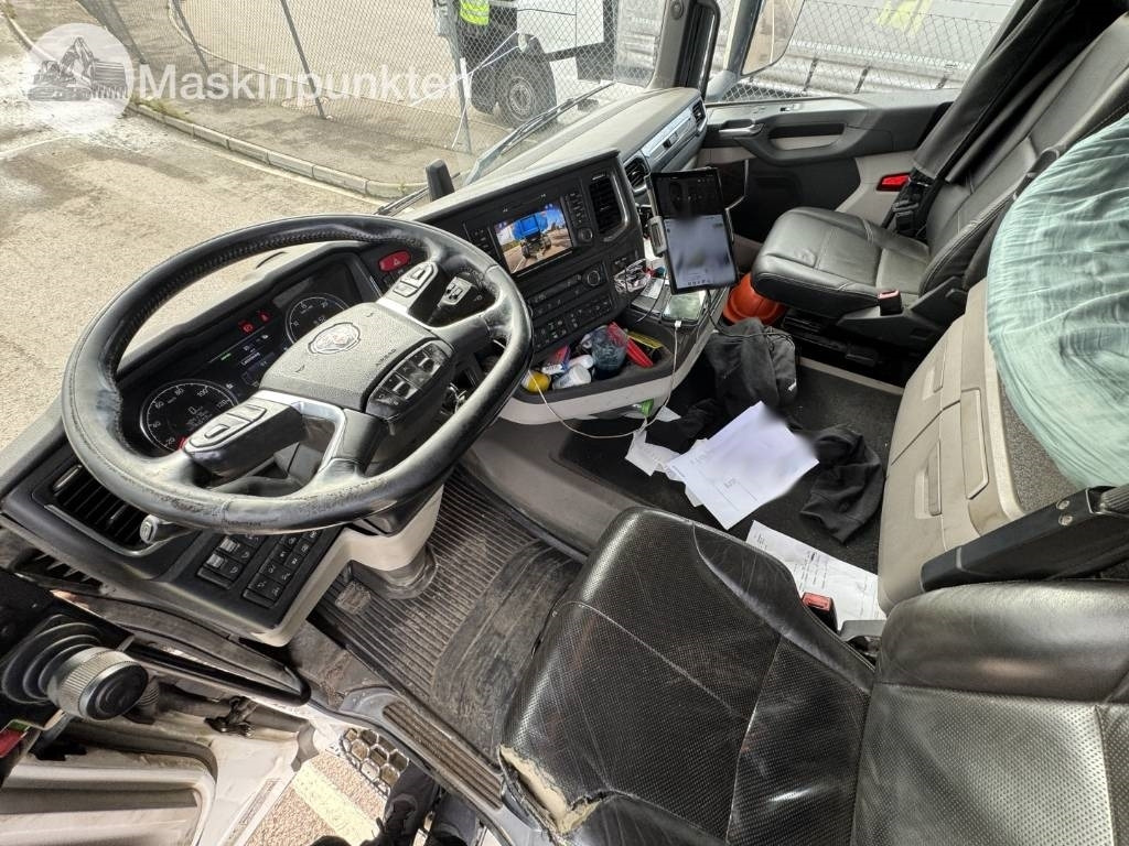 Camión multibasculante Scania R 580 EKIPAGE