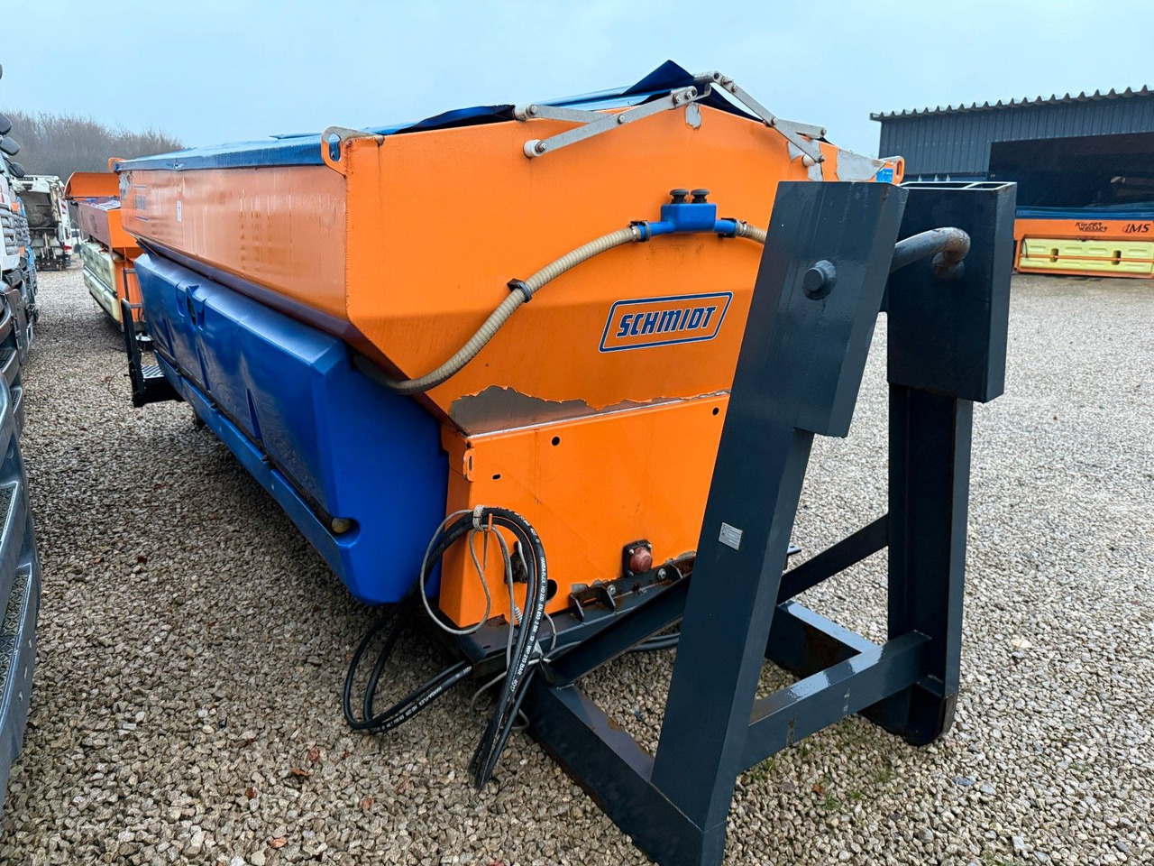 Camión multibasculante Schmidt Edelstahl Salzstreuer S80-42  8 cbm Winterdienst
