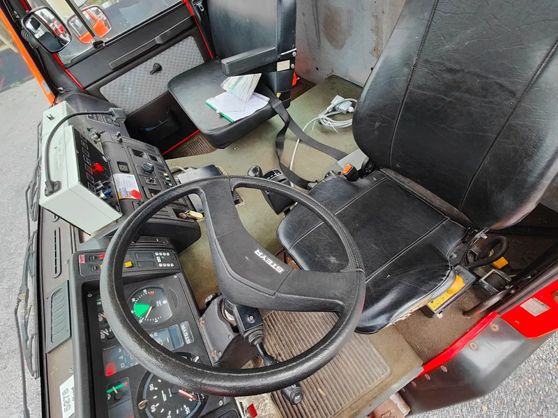 Camión multibasculante Steyr 19S31 19S32 Container Marrel