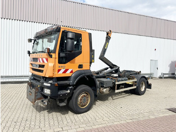 Camión multibasculante  Trakker AD190T33WP 4x4 Trakker AD190T33WP 4x4, Winterdienstausstattung