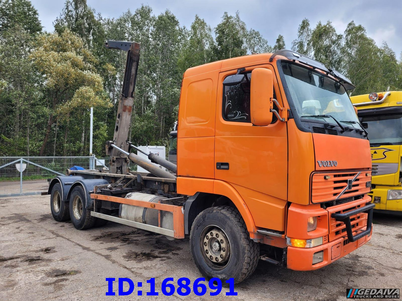 Camión multibasculante VOLVO FH12 380HP 6x2 10tyre Hook Tipper