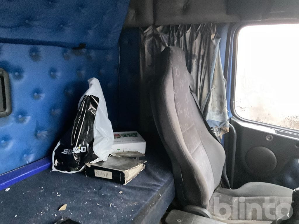 Camión multibasculante VOLVO FH12 6X2