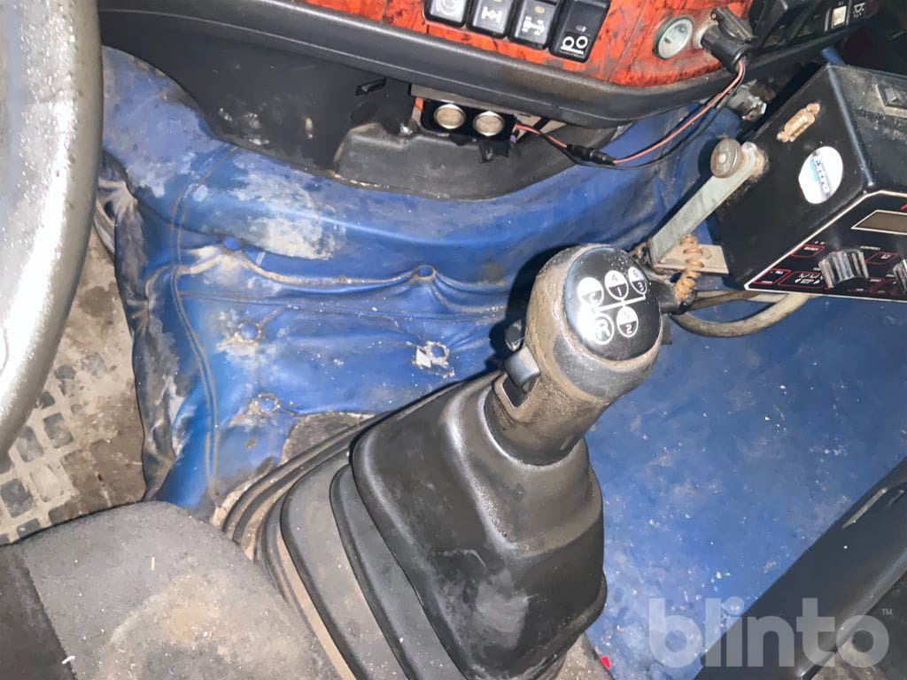 Camión multibasculante VOLVO FH12 6X2