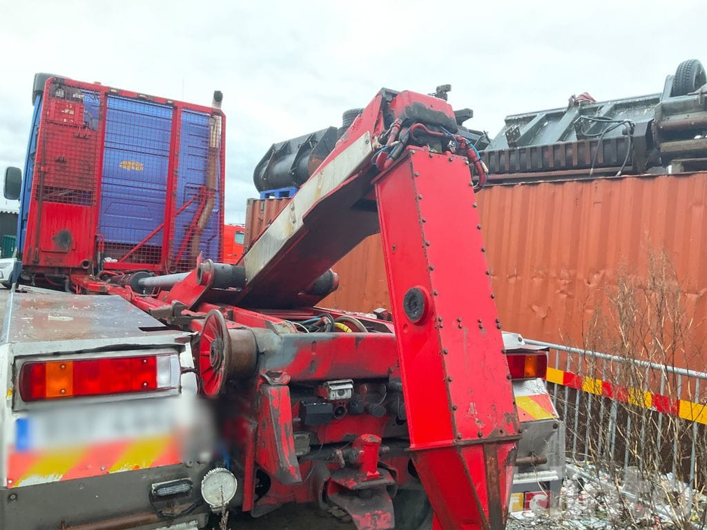 Camión multibasculante VOLVO FH12 6X2