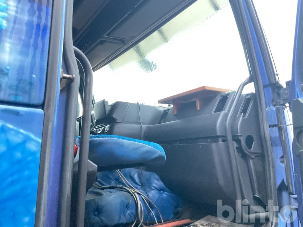 Camión multibasculante VOLVO FH12 6X2