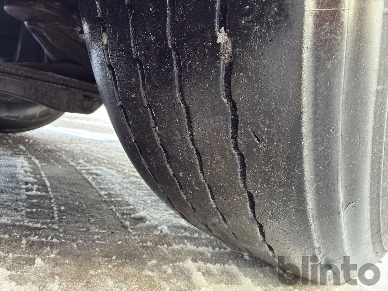 Camión multibasculante VOLVO FH16 750