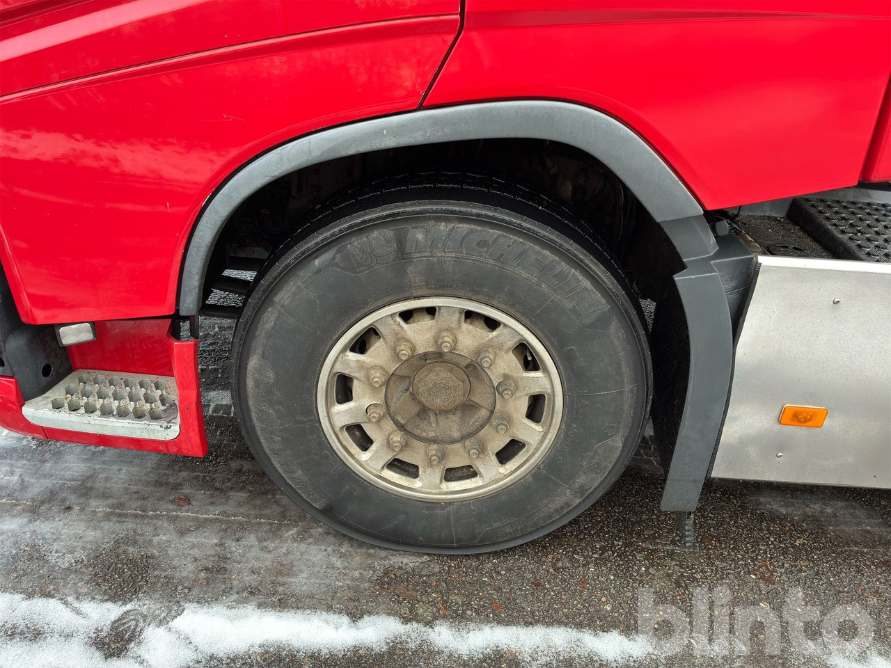 Camión multibasculante VOLVO FH16 750