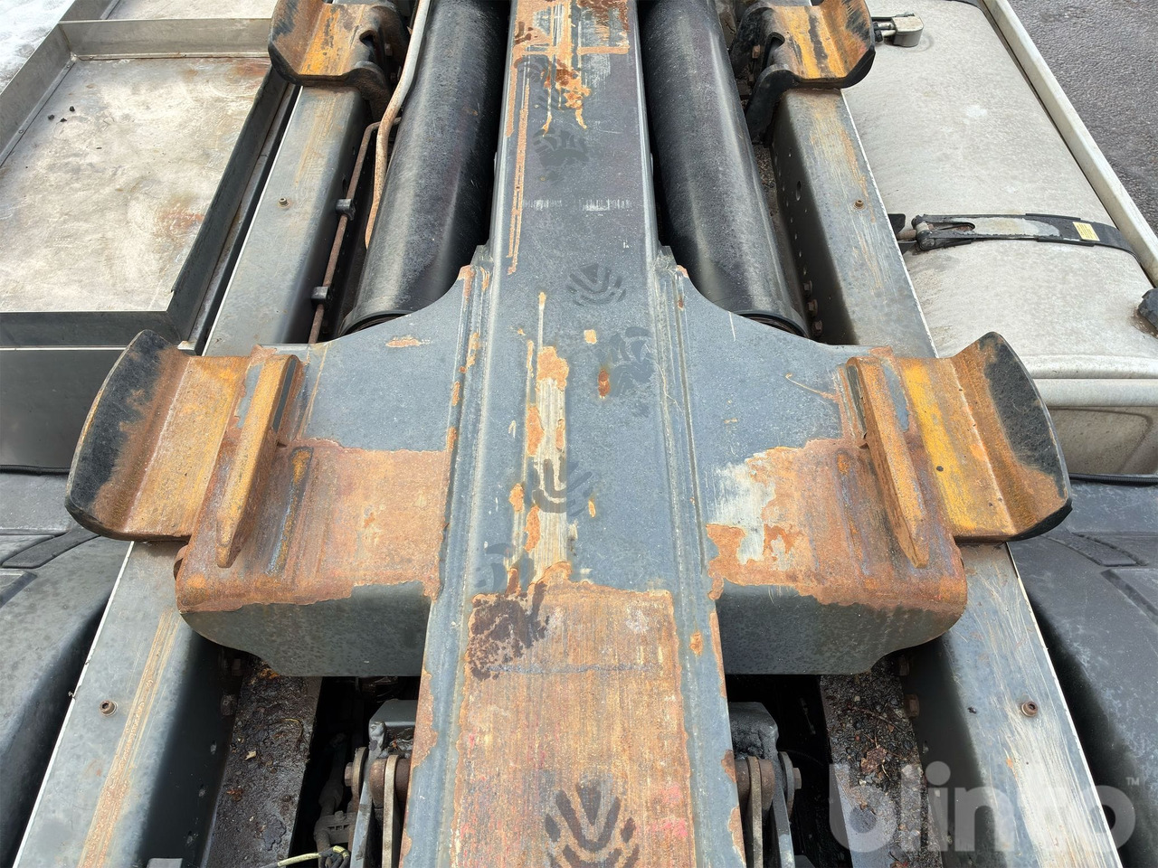 Camión multibasculante VOLVO FH16 750