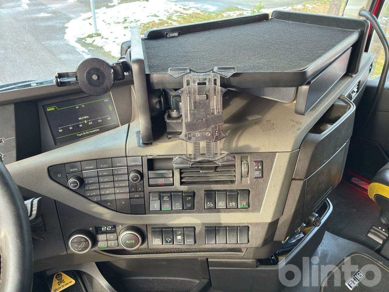 Camión multibasculante VOLVO FH16 750