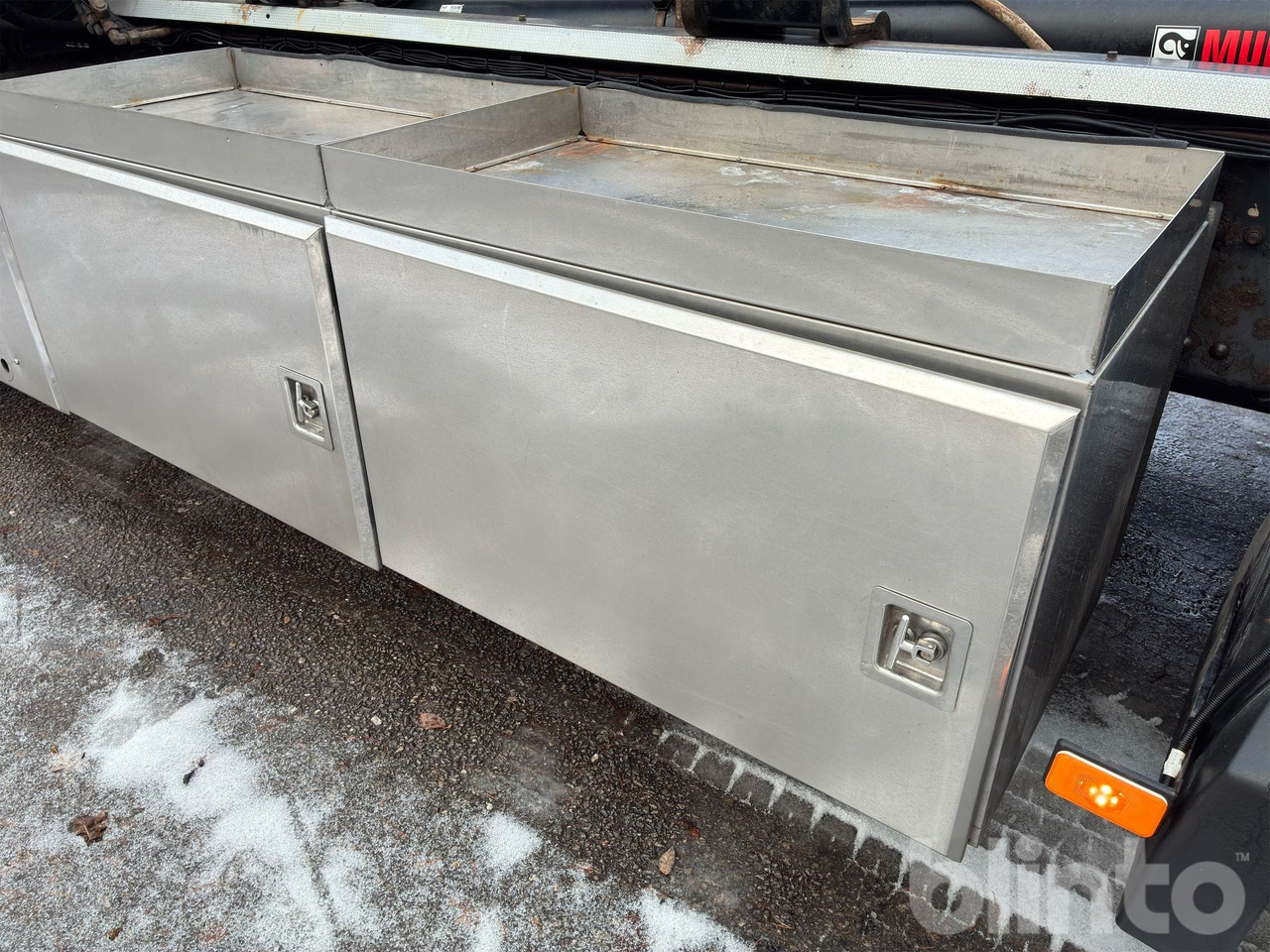 Camión multibasculante VOLVO FH16 750