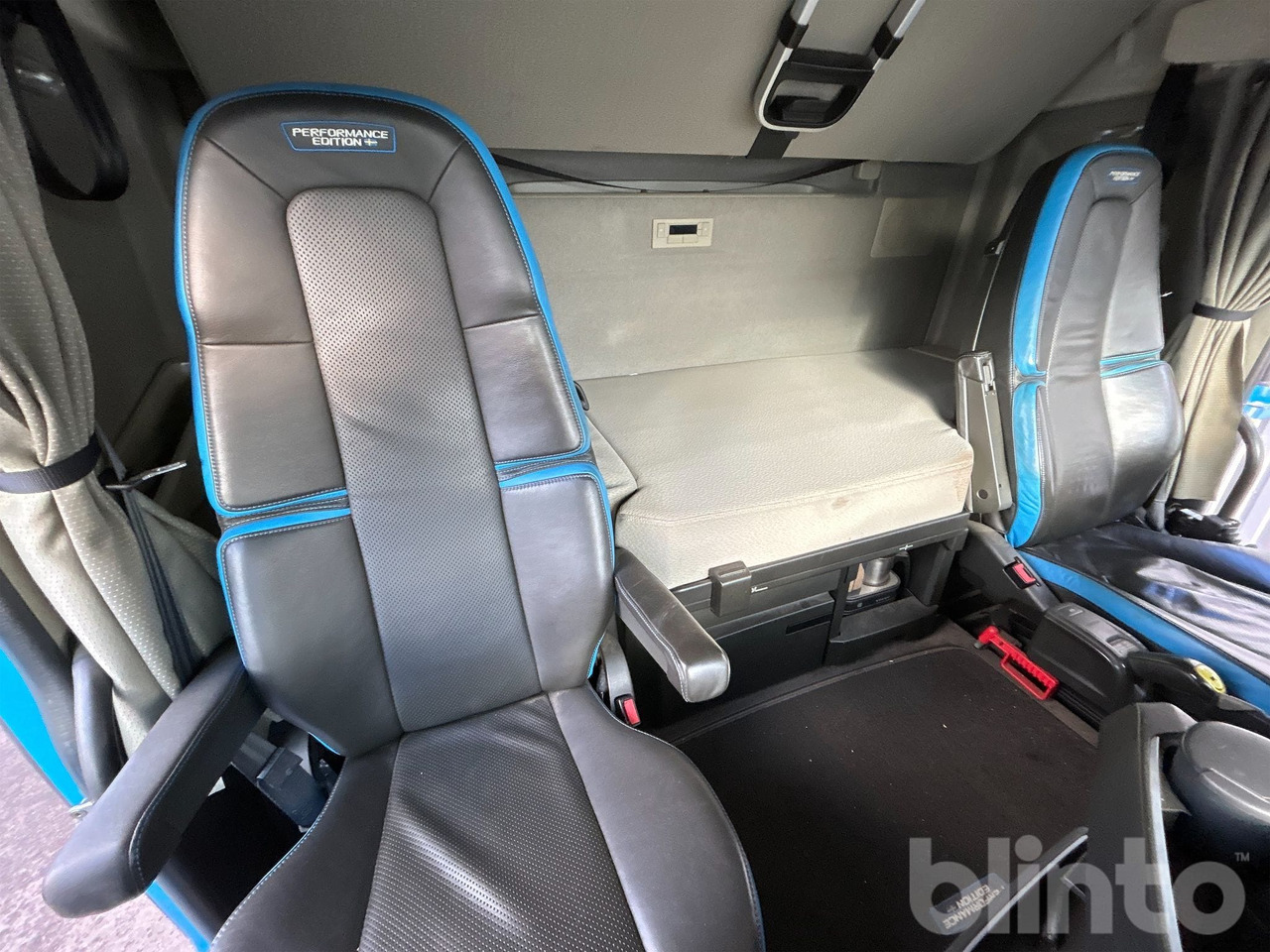 Camión multibasculante VOLVO FH16 750 Performance edition