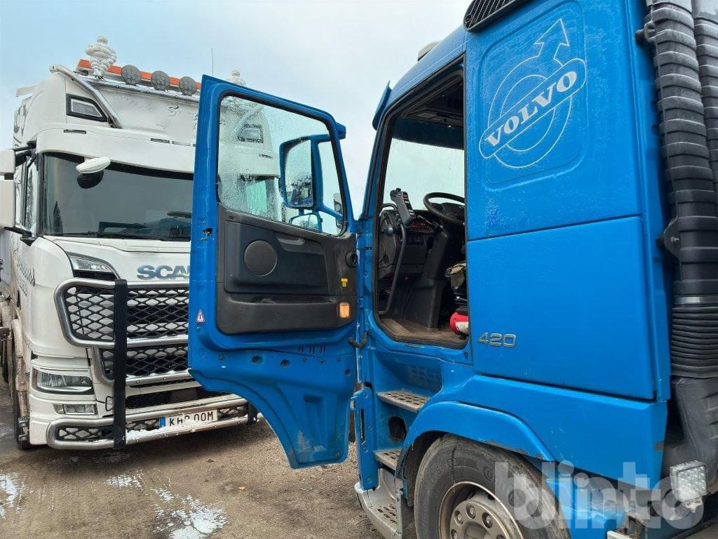 Camión multibasculante VOLVO FH 420 6*2