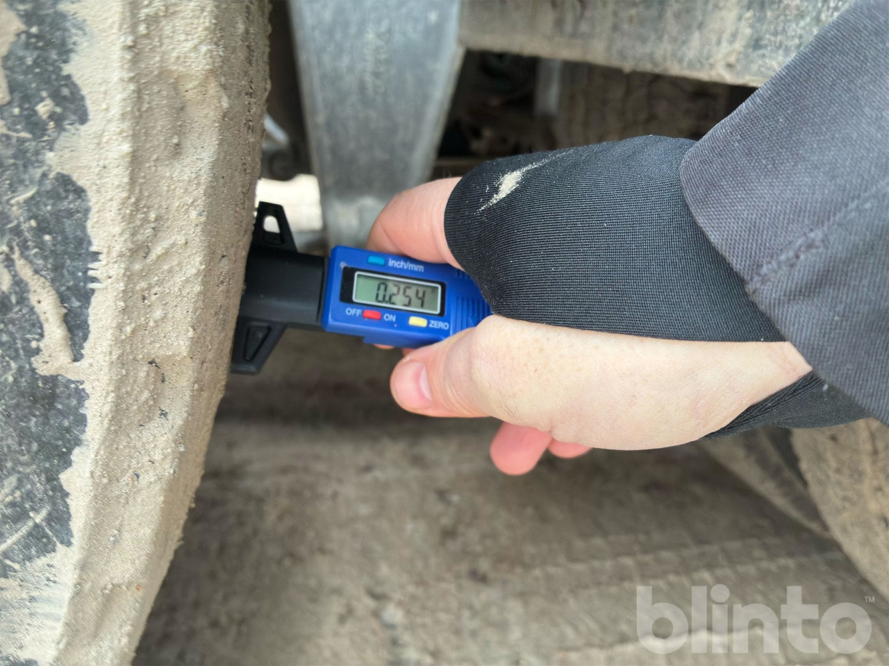 Camión multibasculante VOLVO FH 420 6*2