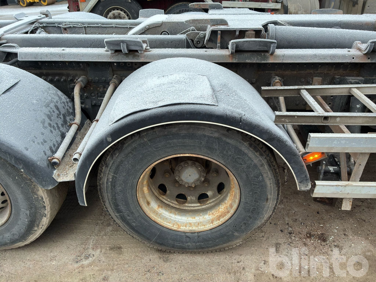 Camión multibasculante VOLVO FH 420 6*2