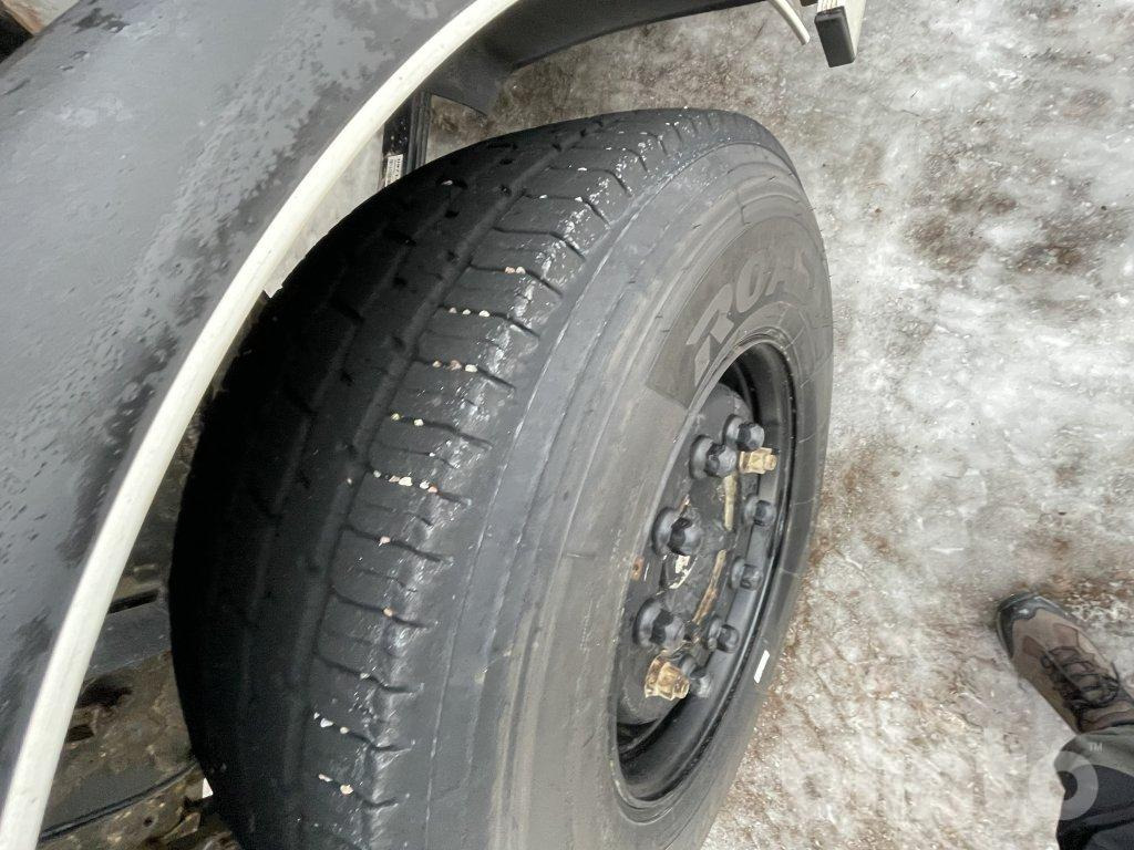 Camión multibasculante VOLVO FH 480 8*2