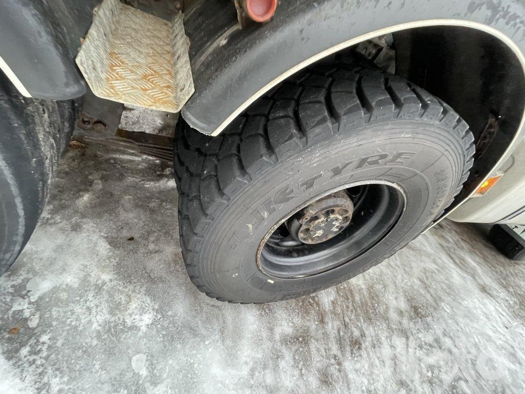 Camión multibasculante VOLVO FH 480 8*2