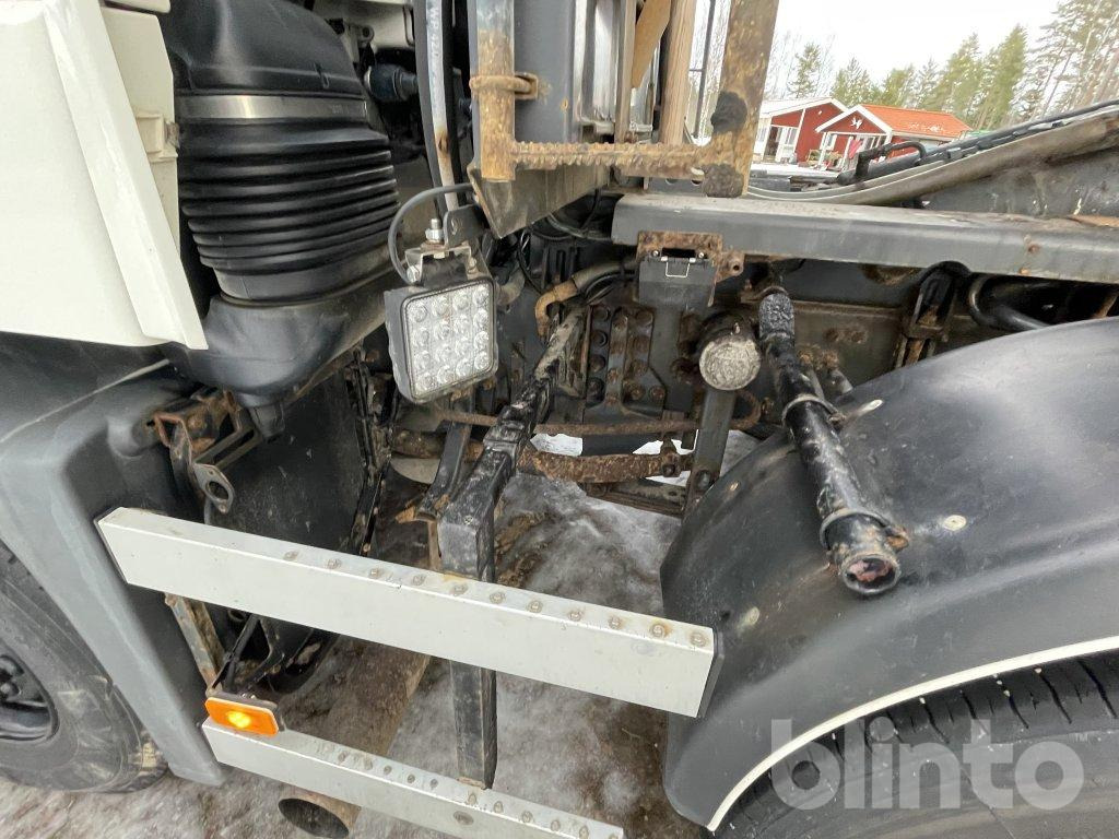 Camión multibasculante VOLVO FH 480 8*2