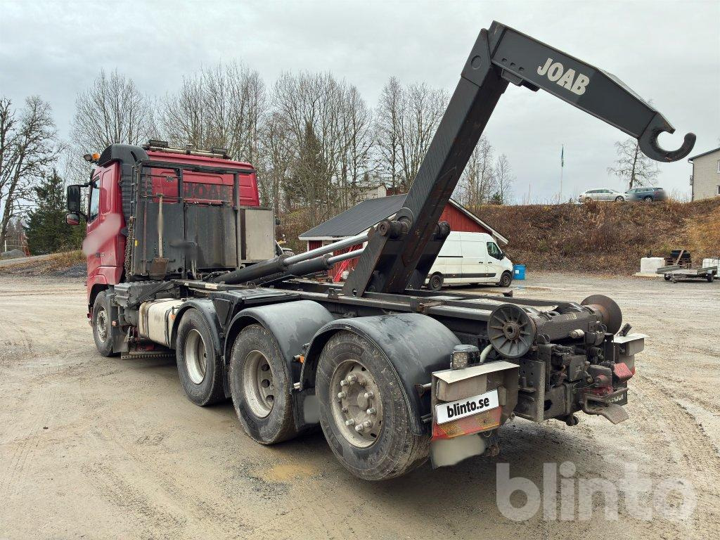 Camión multibasculante VOLVO FH 8*4