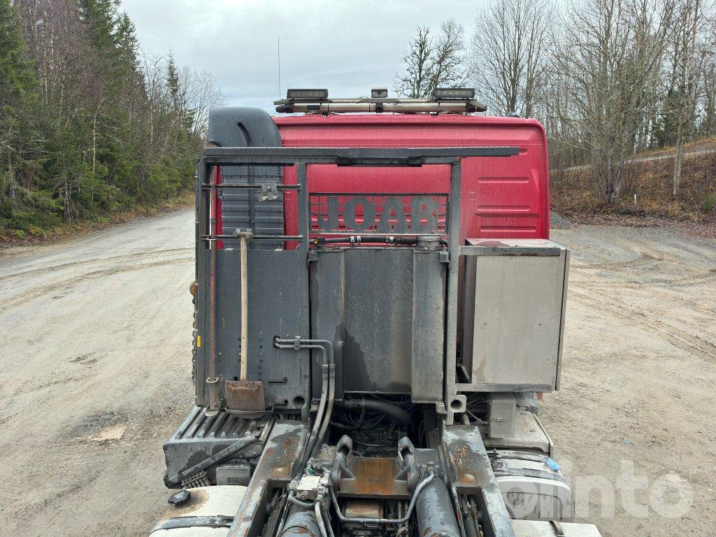 Camión multibasculante VOLVO FH 8*4