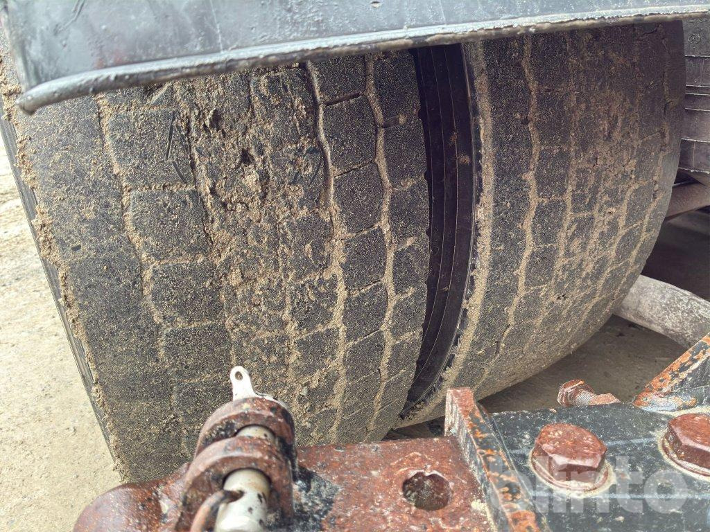 Camión multibasculante VOLVO FH 8*4