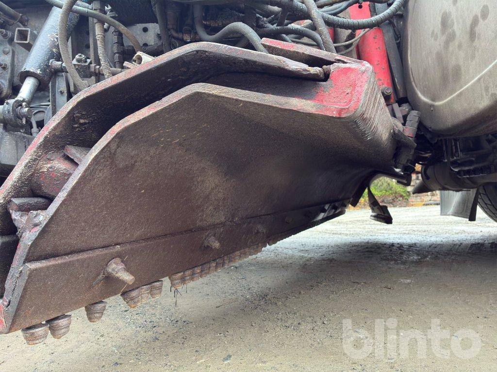 Camión multibasculante VOLVO FH 8*4