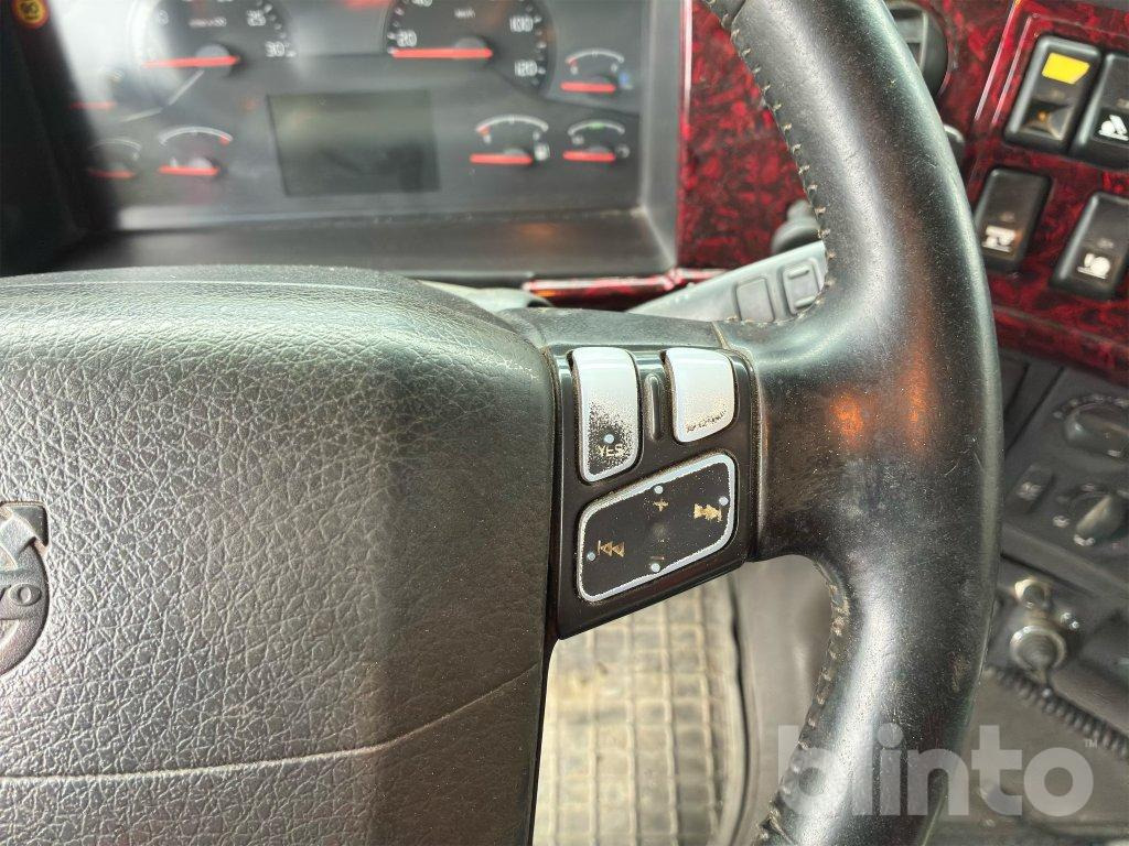 Camión multibasculante VOLVO FH 8*4