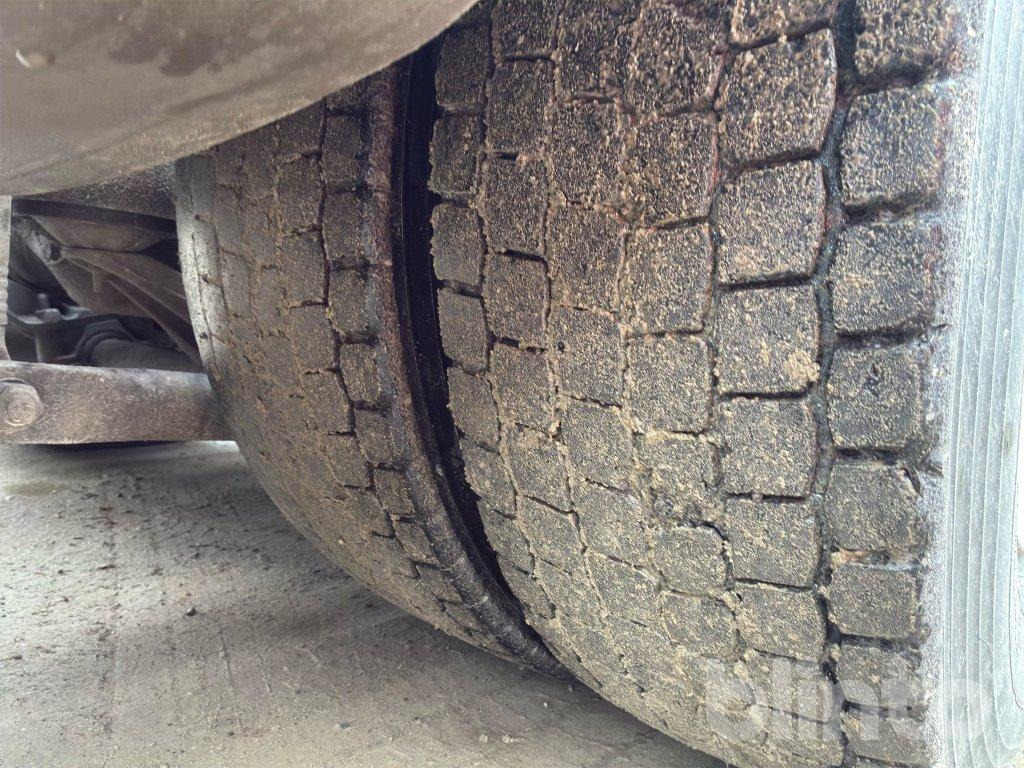 Camión multibasculante VOLVO FH 8*4