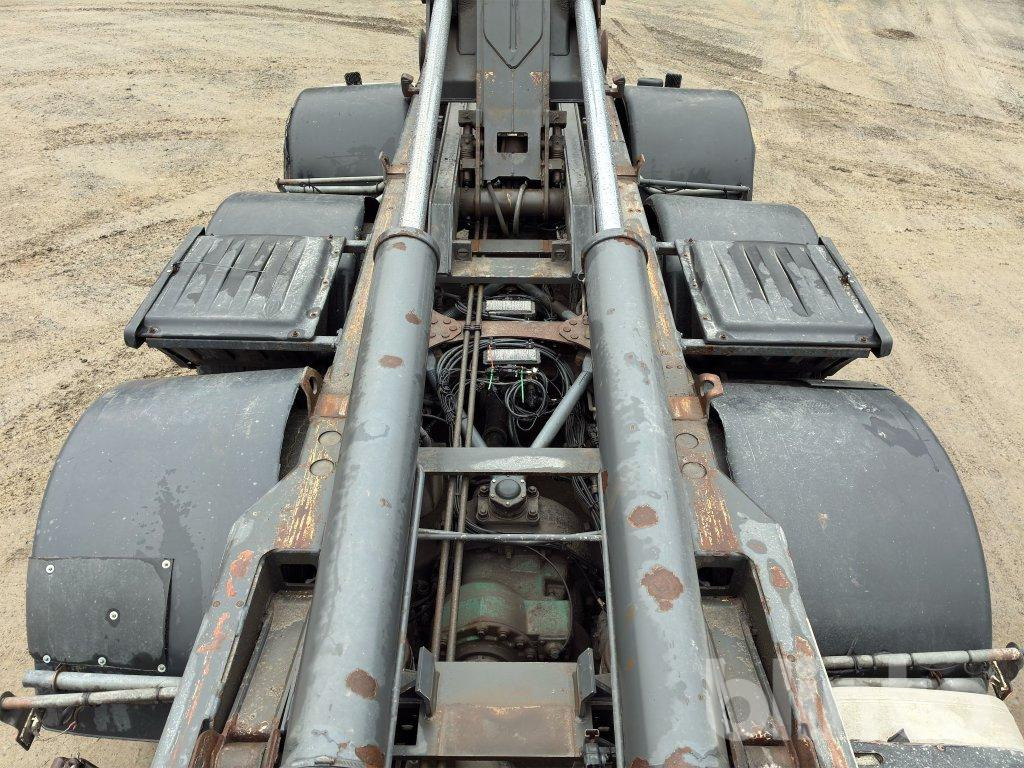 Camión multibasculante VOLVO FH 8*4