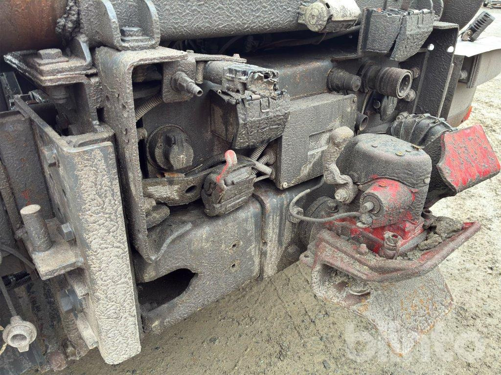 Camión multibasculante VOLVO FH 8*4