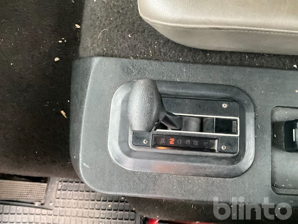 Camión multibasculante VOLVO FL 611 4X2