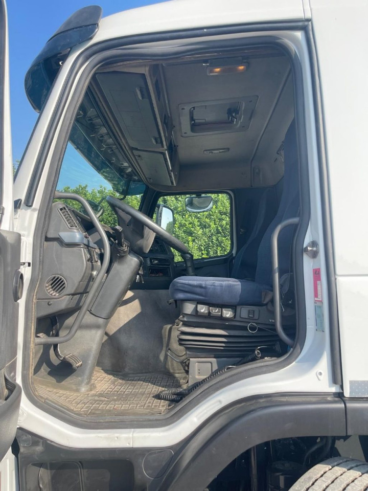 Camión multibasculante VOLVO FM9 SCARRABILE